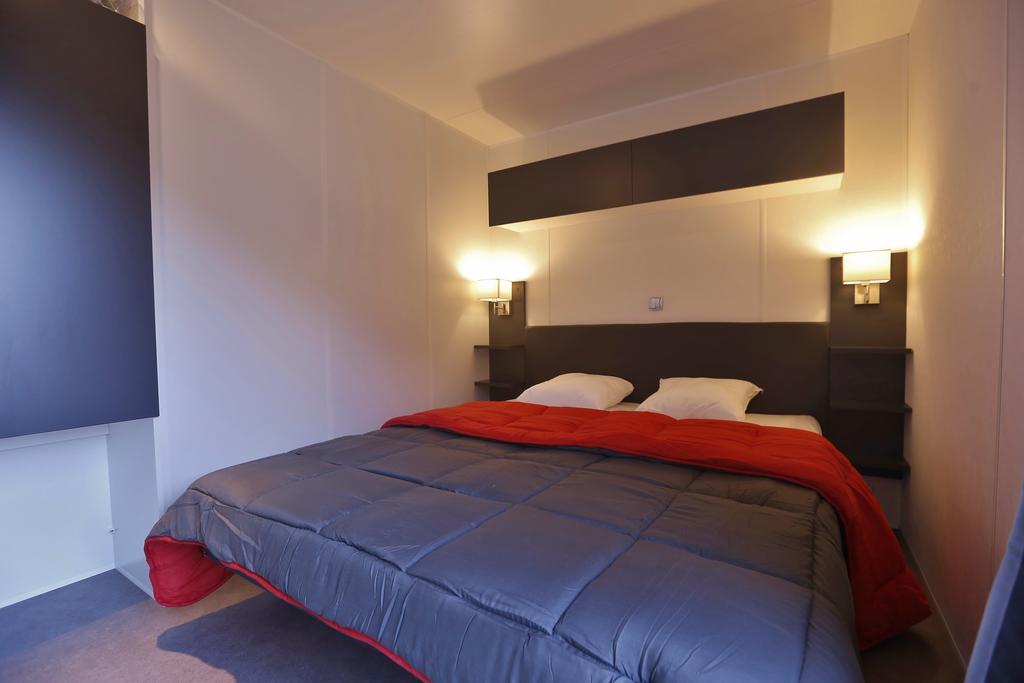 Camping Lou Gourdan Hotel Puget-Théniers Esterno foto
