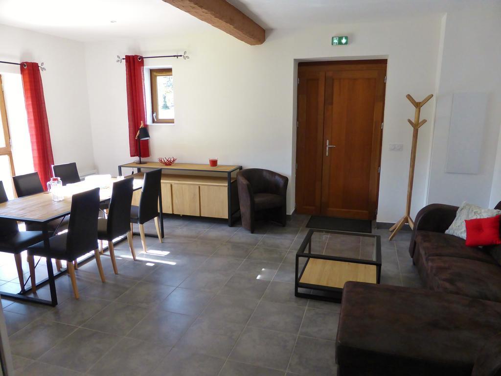 Camping Lou Gourdan Hotel Puget-Théniers Esterno foto