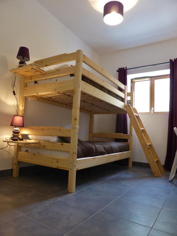 Camping Lou Gourdan Hotel Puget-Théniers Esterno foto
