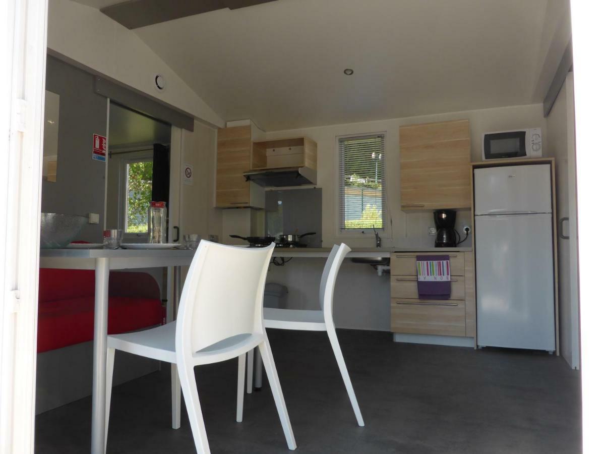 Camping Lou Gourdan Hotel Puget-Théniers Esterno foto