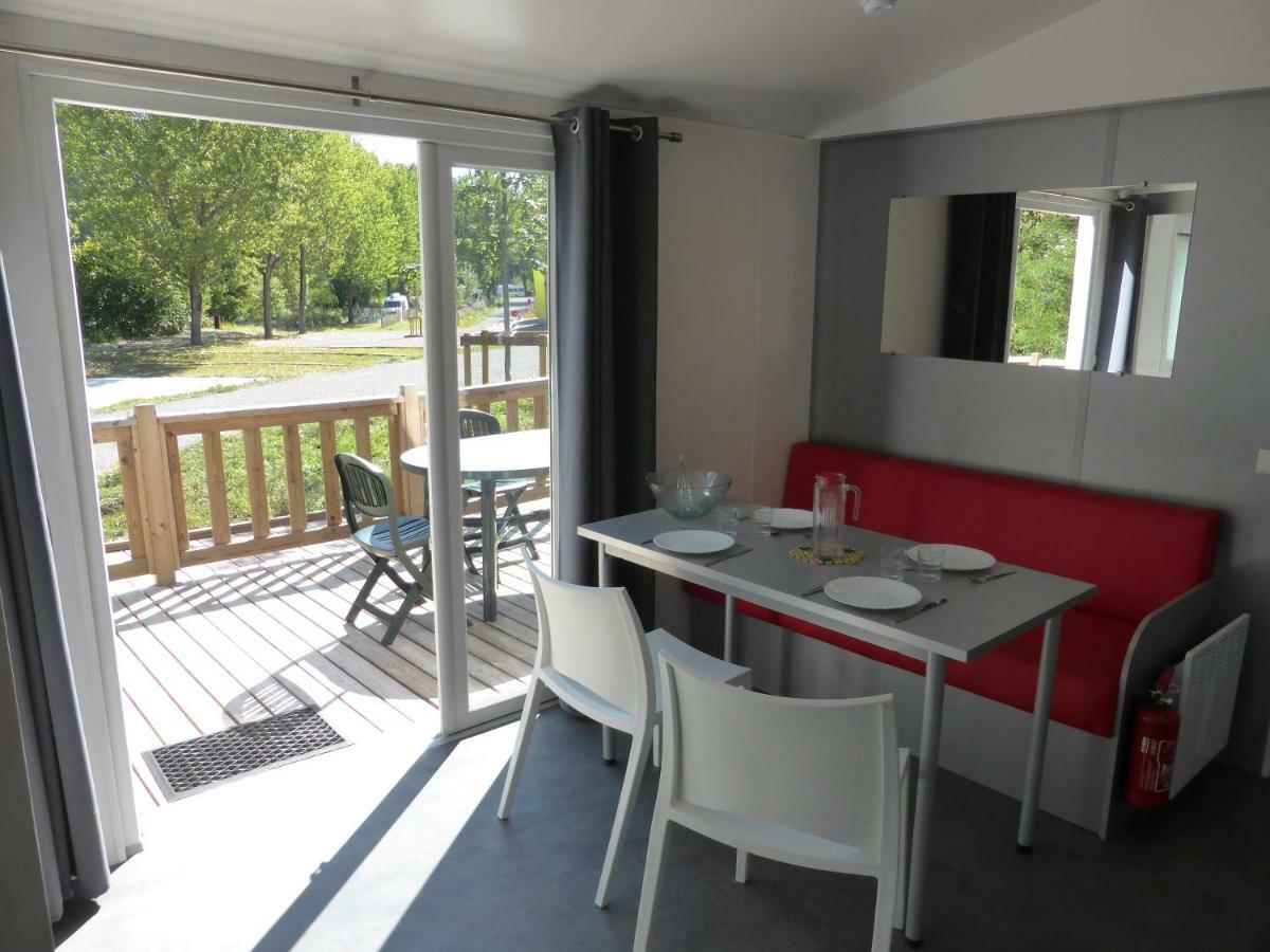 Camping Lou Gourdan Hotel Puget-Théniers Esterno foto